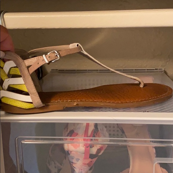 Sandals - Picture 2 of 3